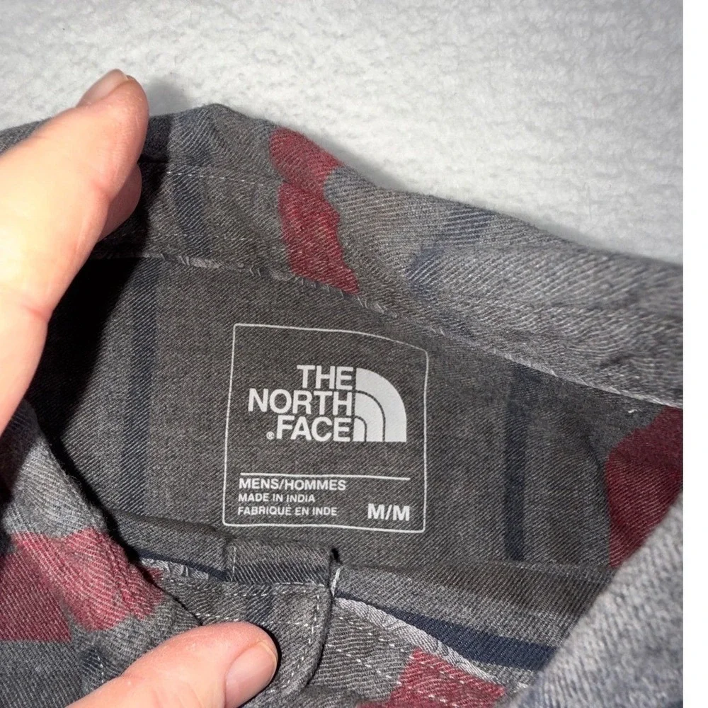 The North Face Mens Flannel Shirt Gray Striped Button Down Long Sleeve